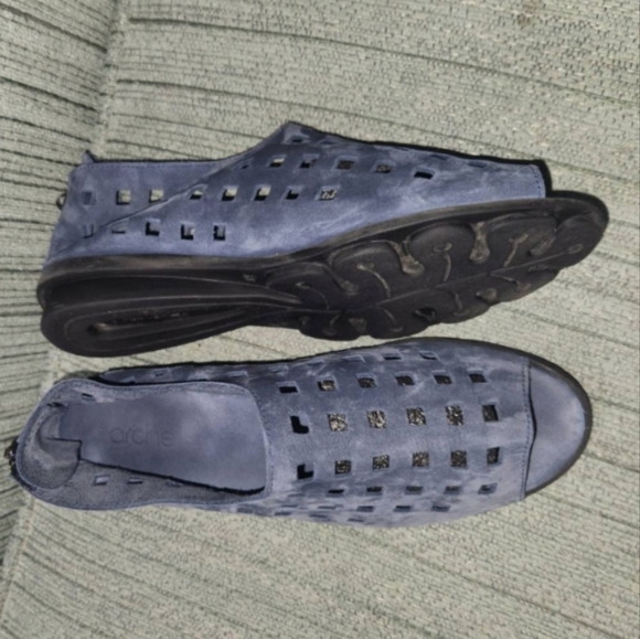 Arche Drick Navy Nubuck Shoes - Picture 4 of 10